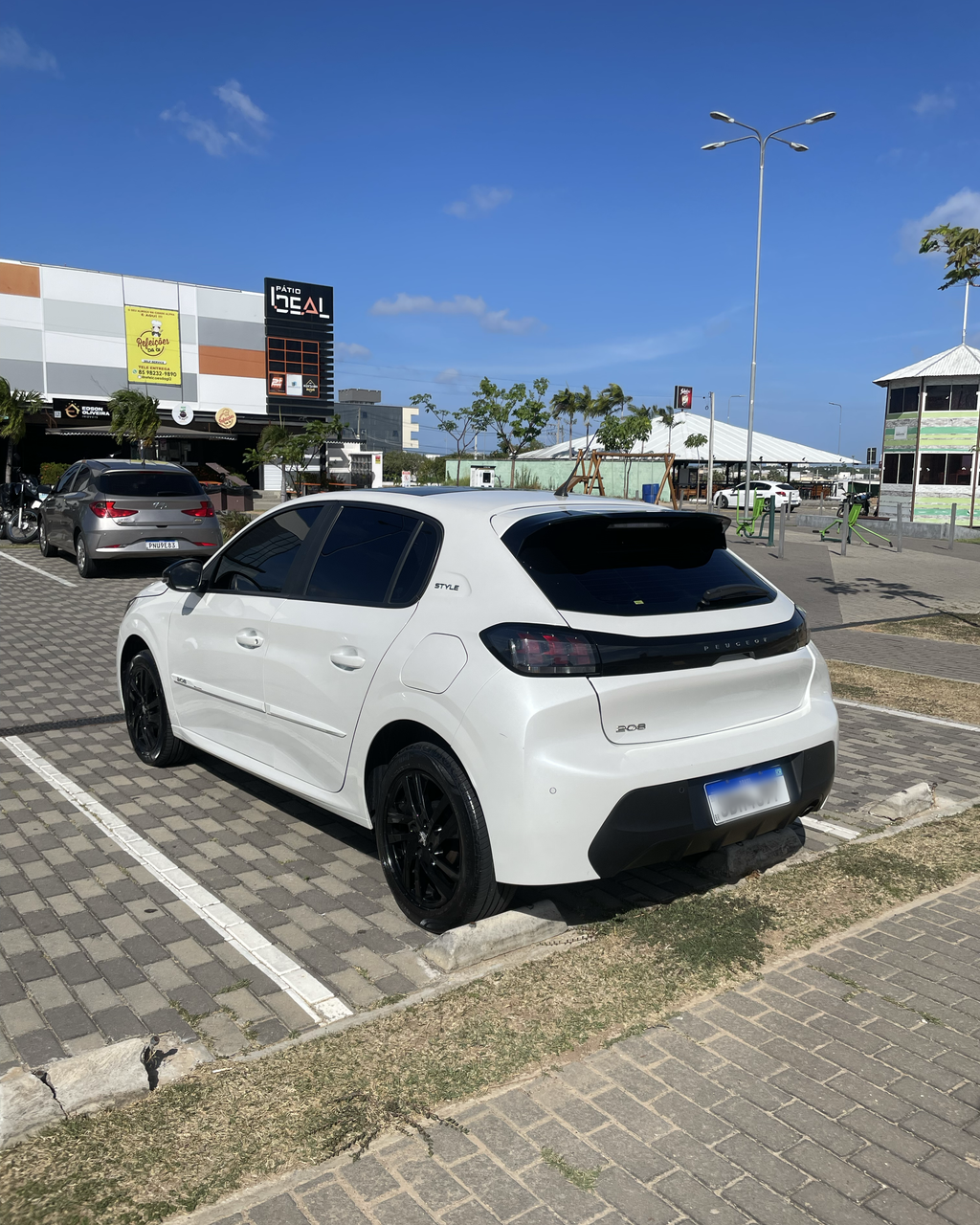 Peugeot 208 1.0 Style – Modelo 2023