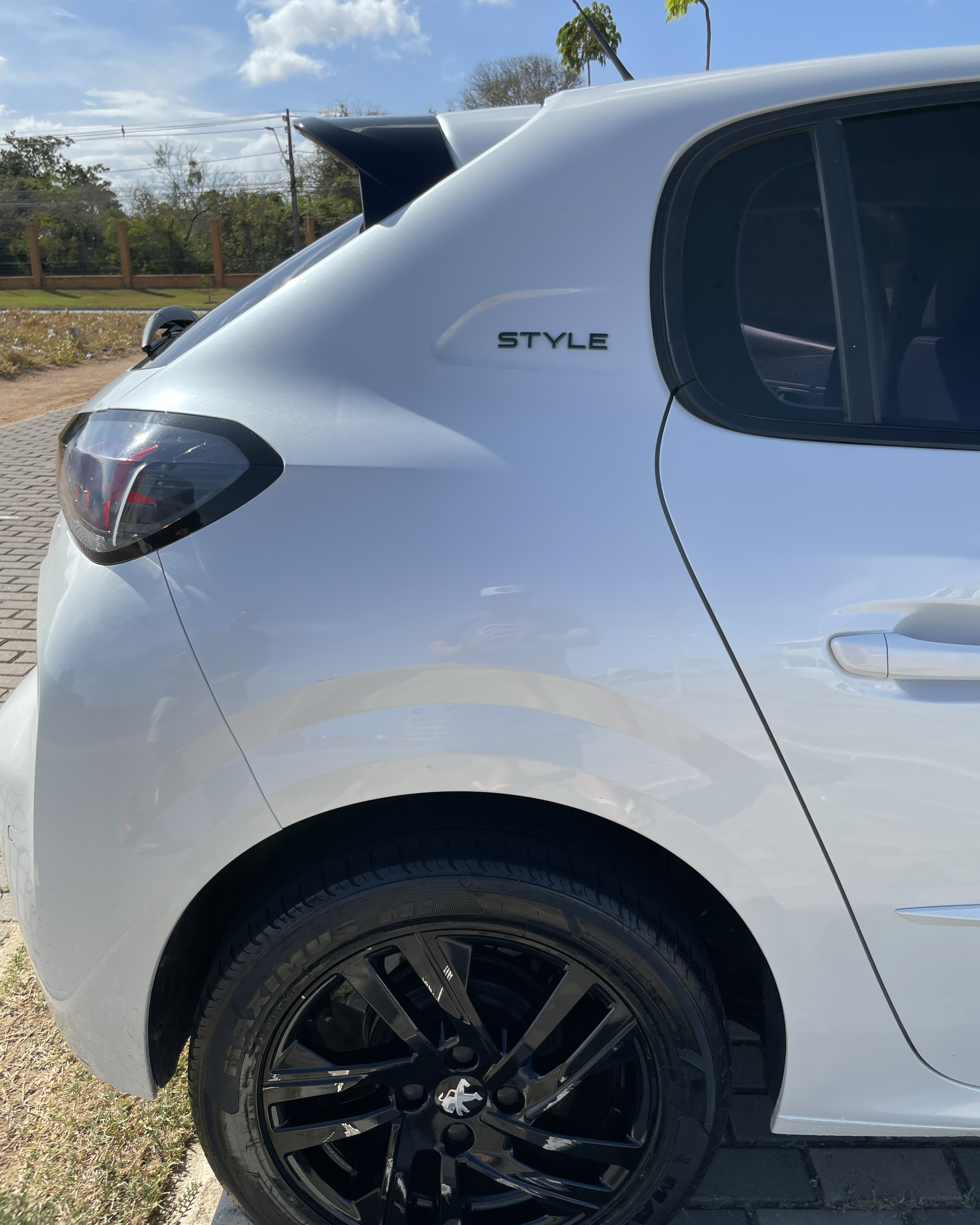 Peugeot 208 1.0 Style – Modelo 2023